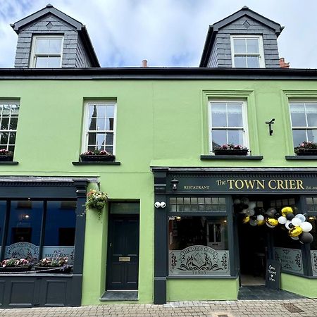 The Town Crier, Tenby Exterior foto